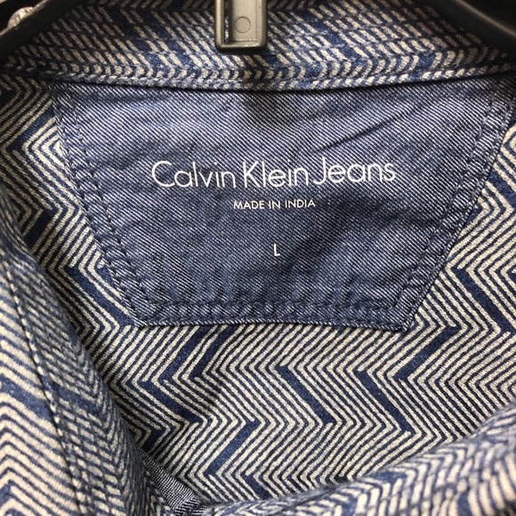 Calvin Klein Jeans Men’s Button Down - Picture 3 of 3